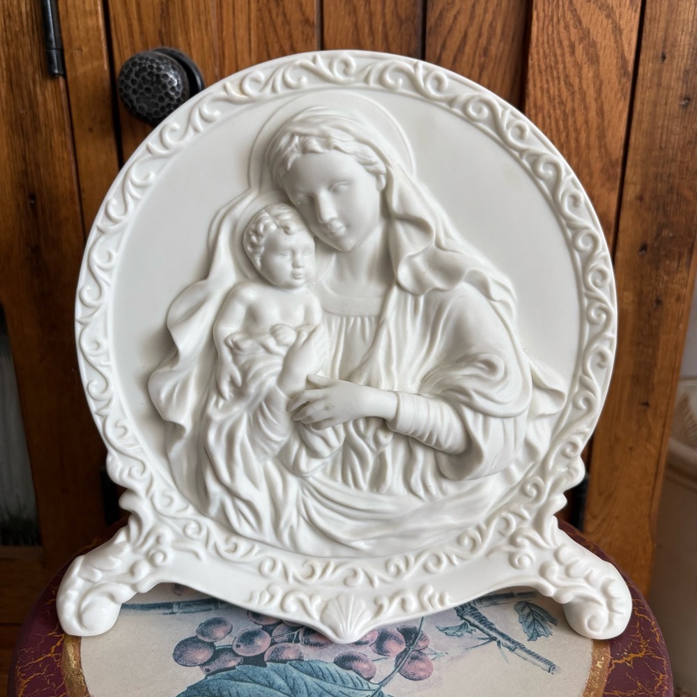 Madonna And Child White Porcelain Tri Footed Plate Nightlight Religious Rare